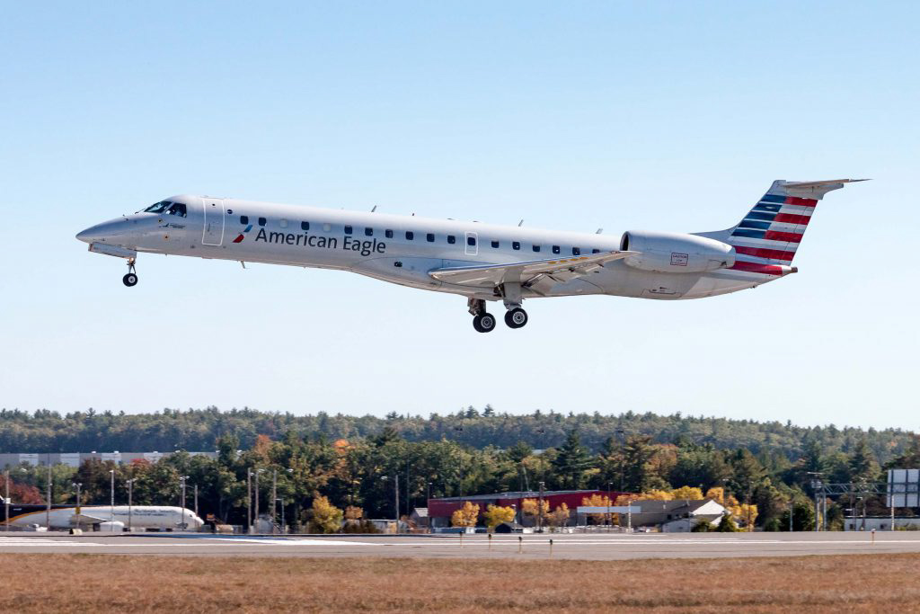 FLEET  A LOOK AT AMERICAN AIRLINES AND THEIR FLEET 